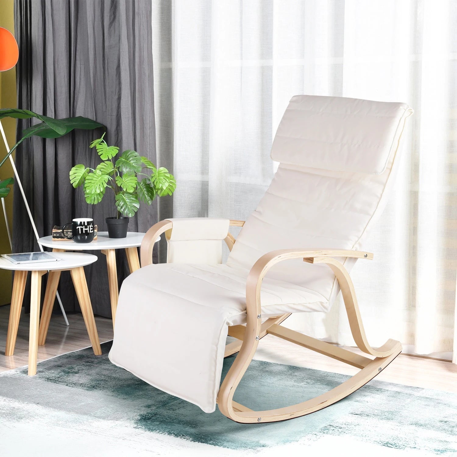 Schommelstoel - Relaxstoel - Fauteuil - Voedingsstoel - met Armleuningen en Voetensteun voor Slaapkamer en Woonkamer - Beige - QUORE