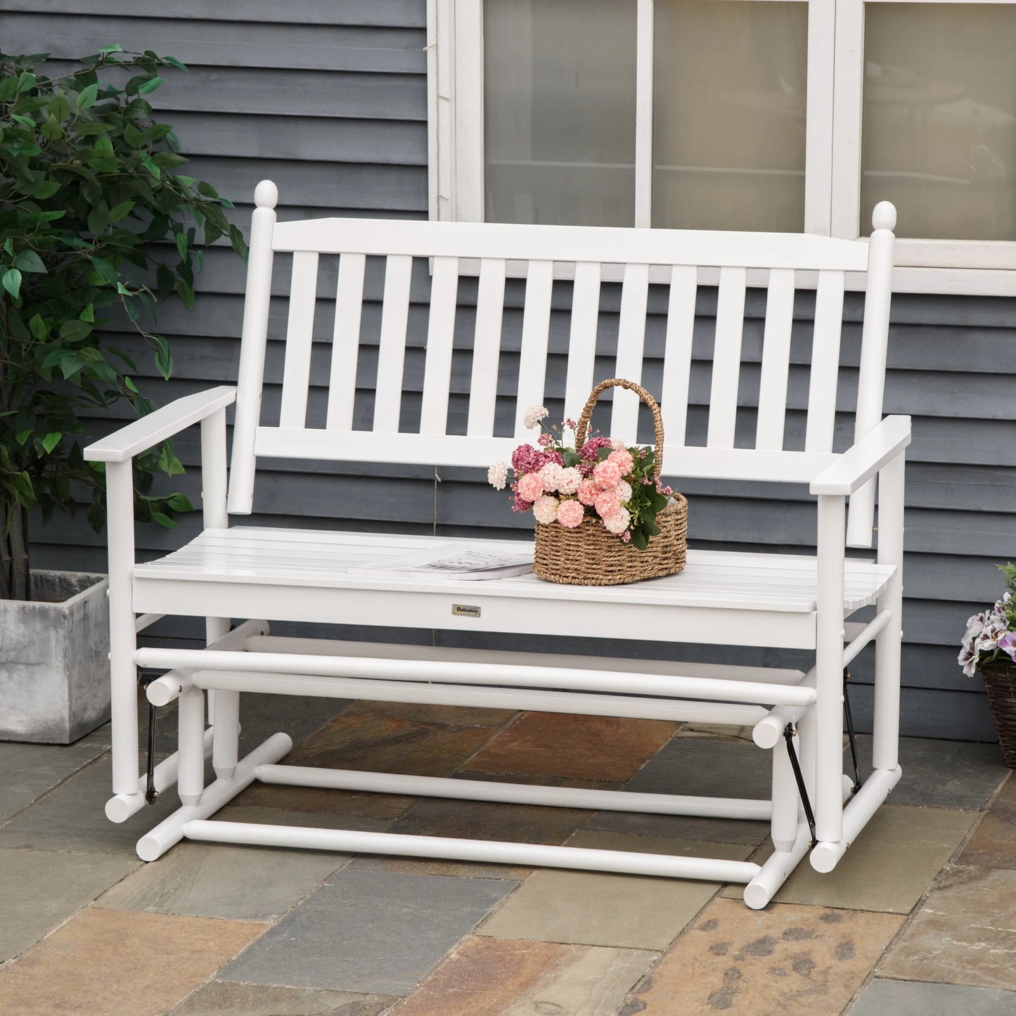 Tuin Bank - Tuinbank Hout - Tuinbanken - Garden Furniture - Houten Schommelbank voor Twee Personen met Armleuningen en Lattenzitting - 125x68,5x102 cm - Wit - QUORE