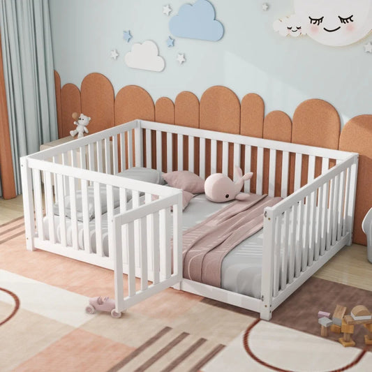 Bedframe Kinderbed - Peuterbed - Vloerbed - Kinderbox - Inclusief Uitvalhekje - Kinderkamer - Multiplex -  140 x 200 x 60 cm - Wit