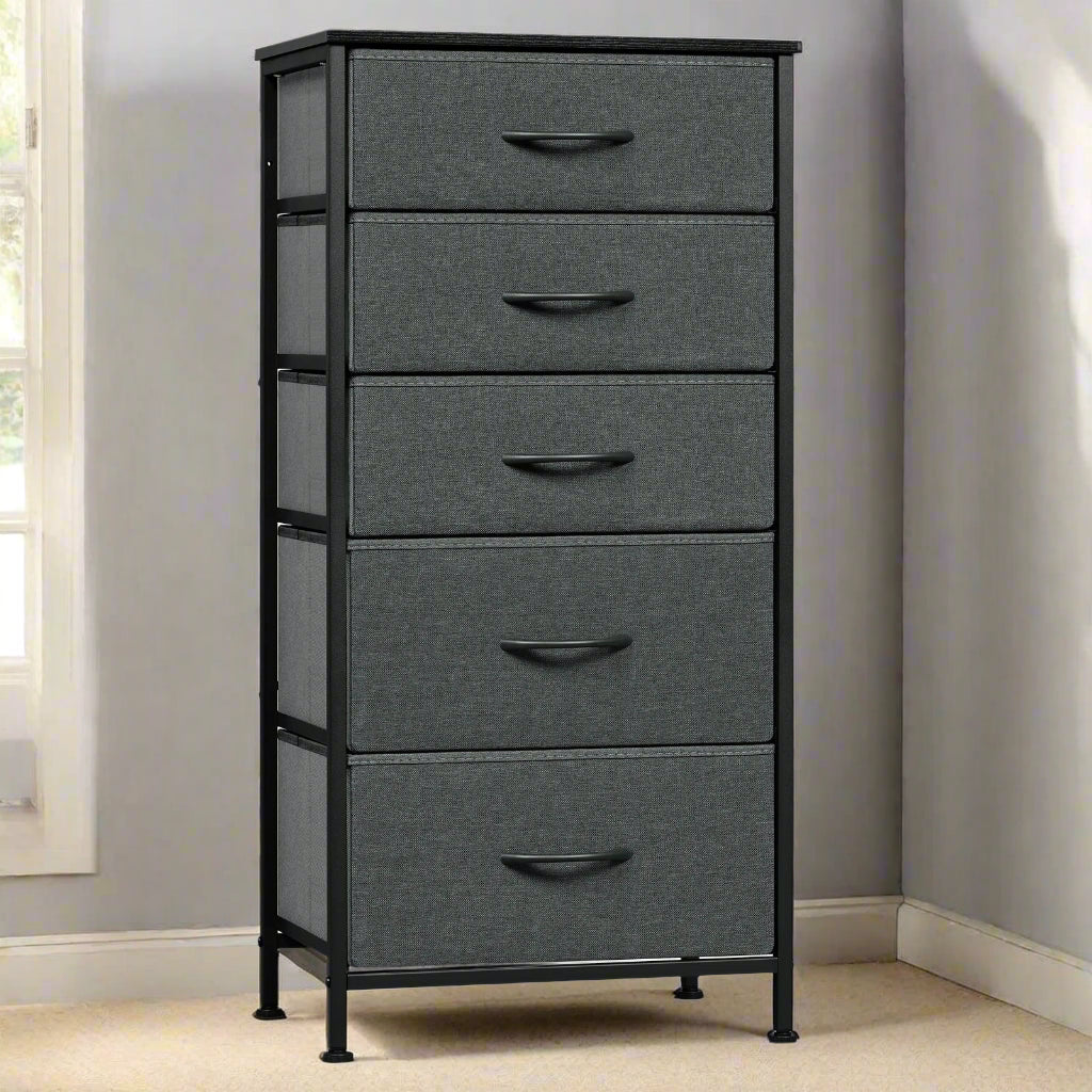 Ladenkast - Dressoir Kasten - Ladekast met 5 Stoffen Lades - Vintage Houtlook – Stabiele Opbergkast - Metaal Frame – Voor Slaapkamer - Woonkamer - Hal - 45.5x95.5 x30cm - Donkergrijs - QUORE