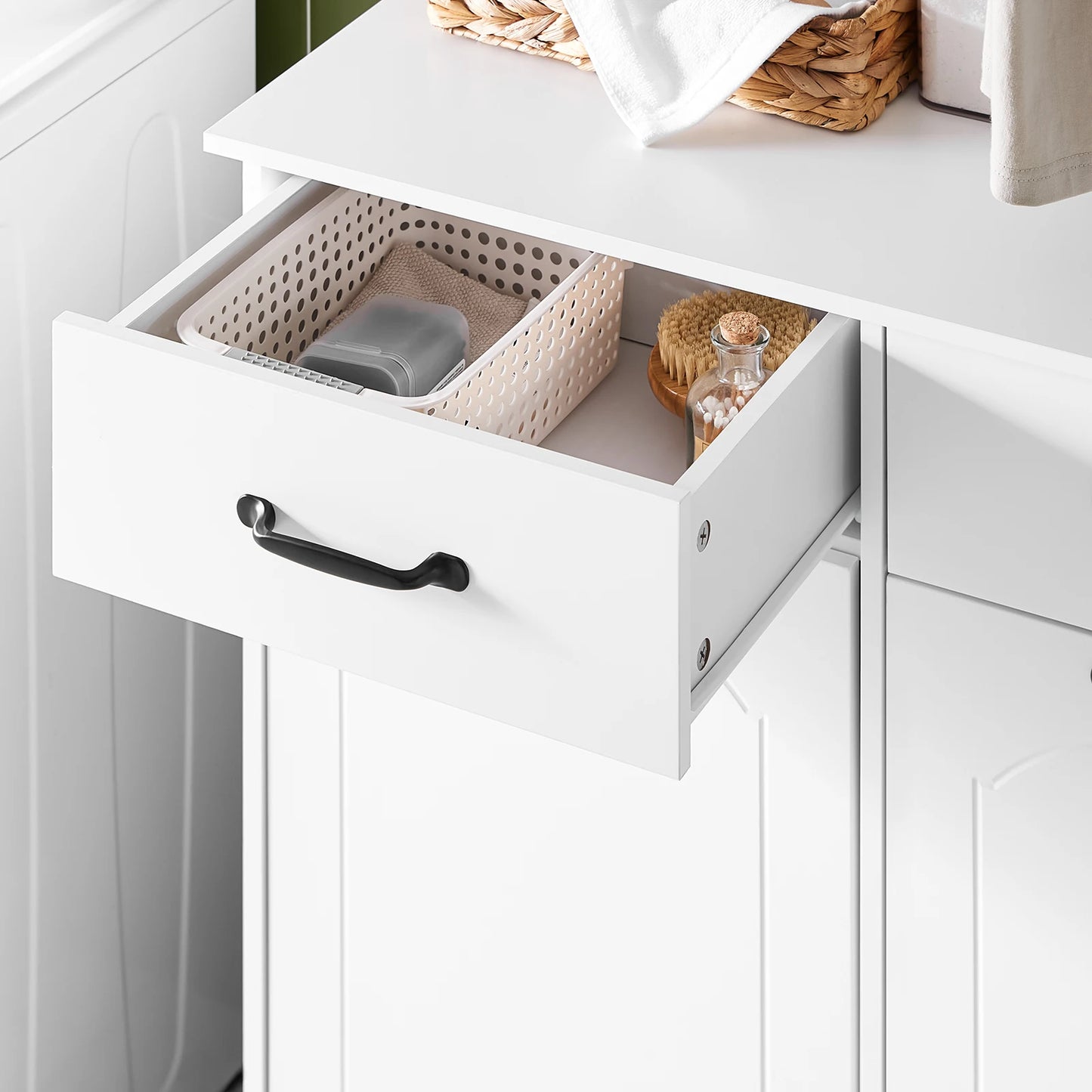 Waskast – Badhangkast – Badhangkastje – Badkamerkast – Wasmandenkast – Wit – Compact en Ruimtebesparend – Vochtbestendig MDF - QUORE