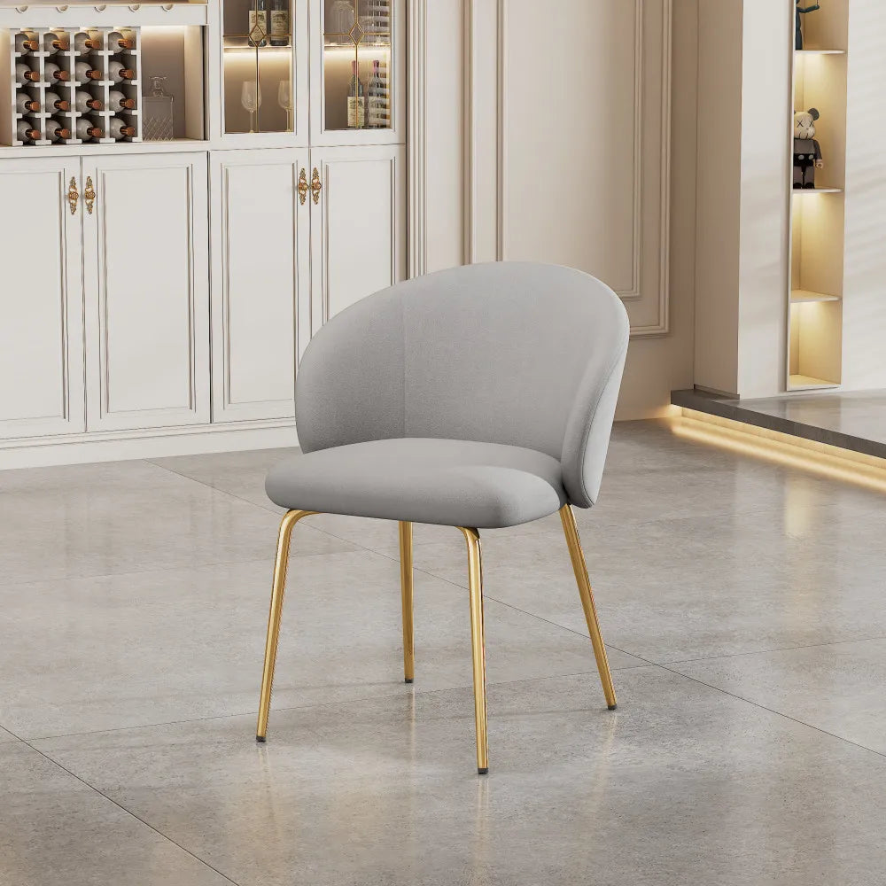 Fluwelen Eetkamerstoelen – Armleuningen – Luxe Stoelen – Comfortabele Stoelen – Zachte Bekleding – Ergonomische Rugleuning – Gouden Metalen Poot - Grijs