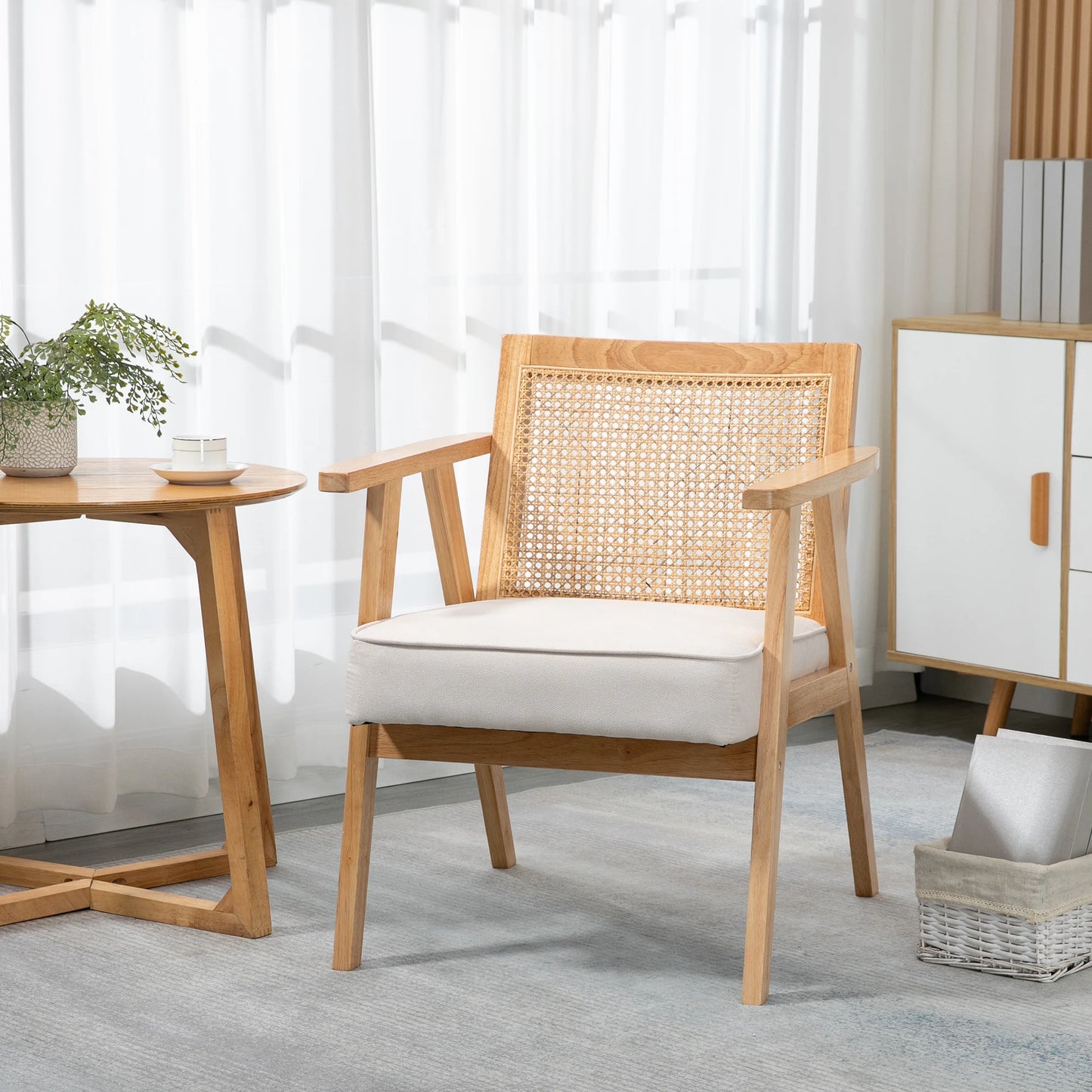 Fauteuil – Loungefauteuil – Relaxstoel – Zetel – Rattan Rugleuning – Stevige Rubberhouten Constructie – Ademend Zitkussen