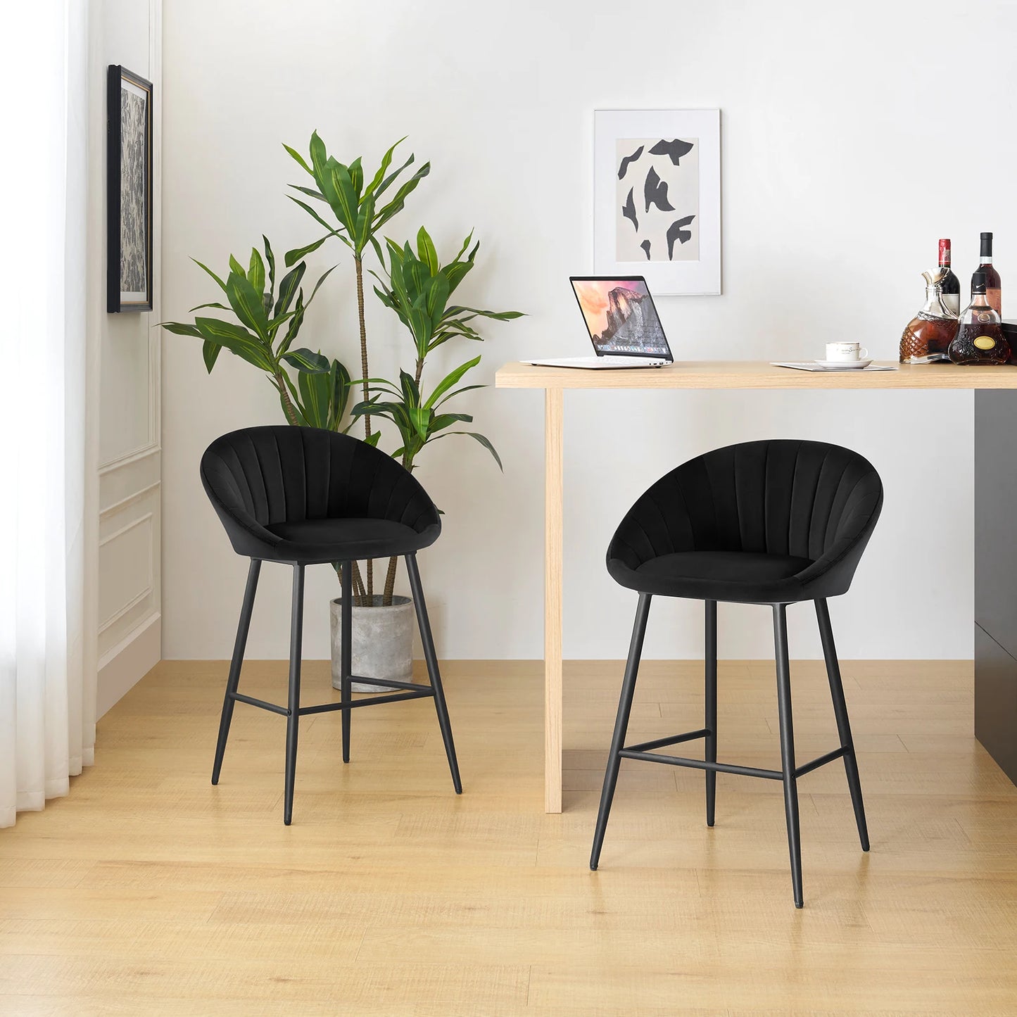 Barkrukken – Barstoelen – Bistro Stoelen – Keukenkrukken – Zwarte Velvet Bekleding – Comfortabele Foam Vulling – Ergonomische Rugleuning – Stevig Metalen Frame
