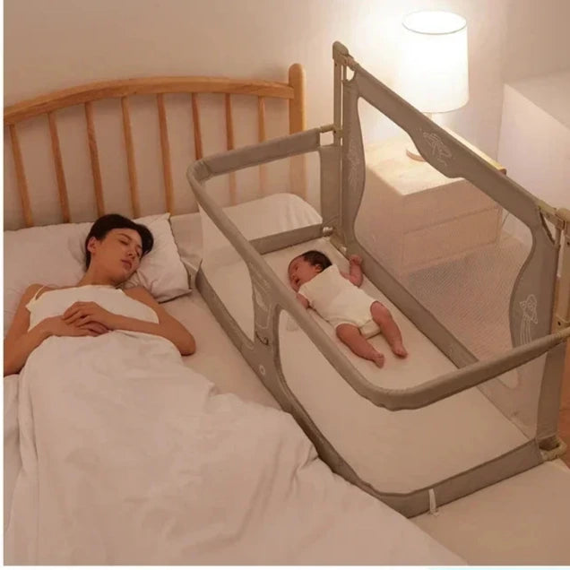 Babybed - Co-sleeper Wieg - Wieg - Dubbel Gebruik - Opvouwbaar - Ledikant - met Bedrand Bescherming - met Klamboe - Groen - QUORE