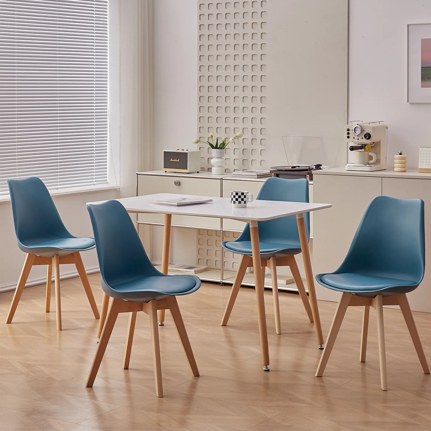 Eetkamerstoel – Stoel – Kuipstoel – Bistrostoel – Beukenhouten Poten – Synthetisch Leder – Comfortabele Foamvulling