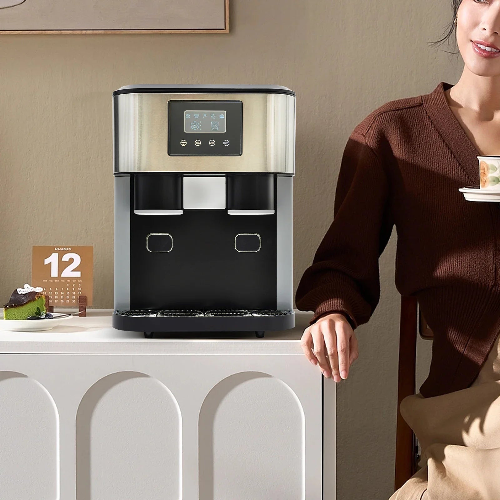 IJsmachine – IJsblokjesmachine – Crushed Ice Maker – IJsmaker – Ijswater Dispenser – 1,8 Liter Watertank – Touchscreen Bedienig - QUORE
