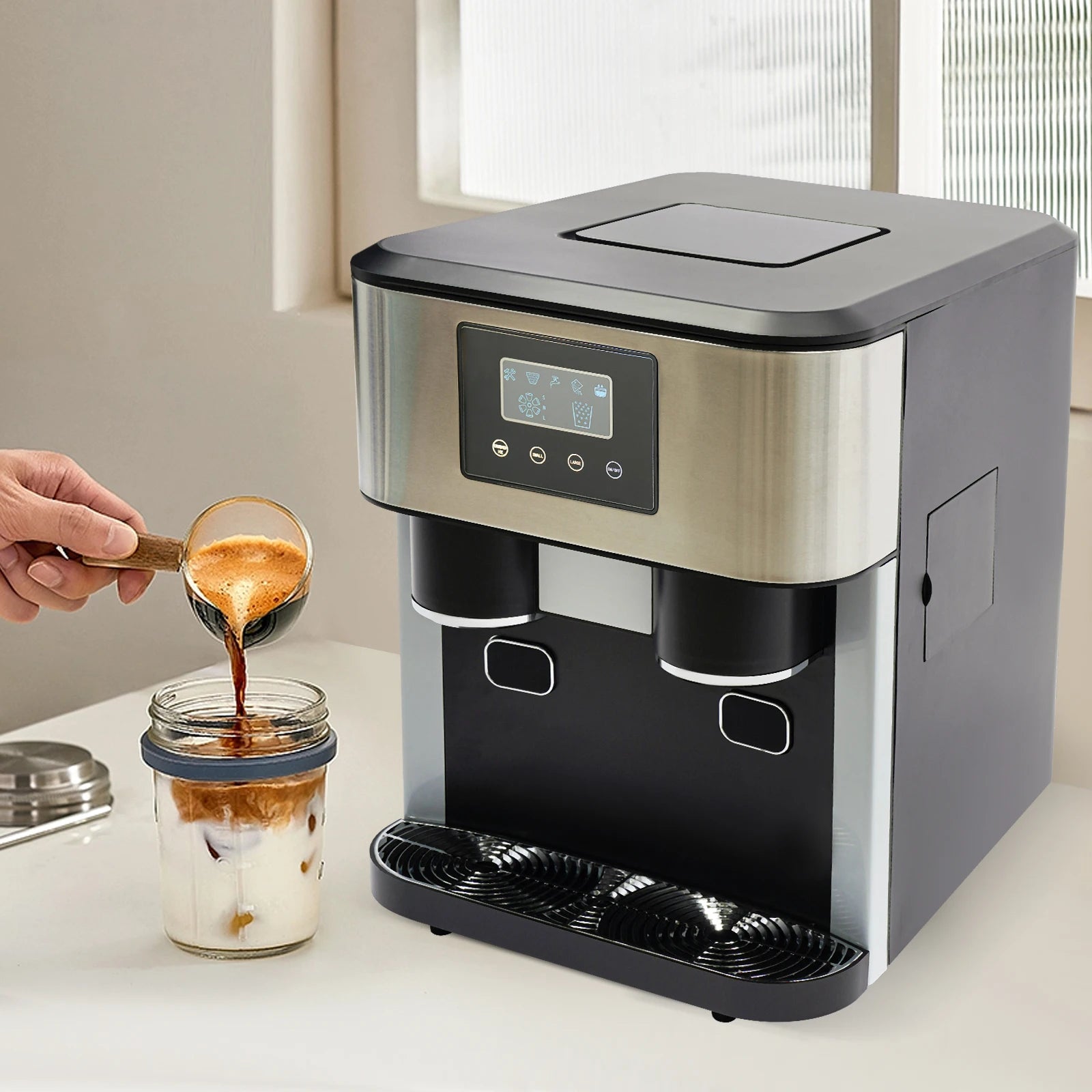 IJsblokjesmachine – IJscrusher – IJsbereider – Tafelmodel – ABS Kunststof – 16 Ronde IJsblokjes – Automatische Reiniging - QUORE