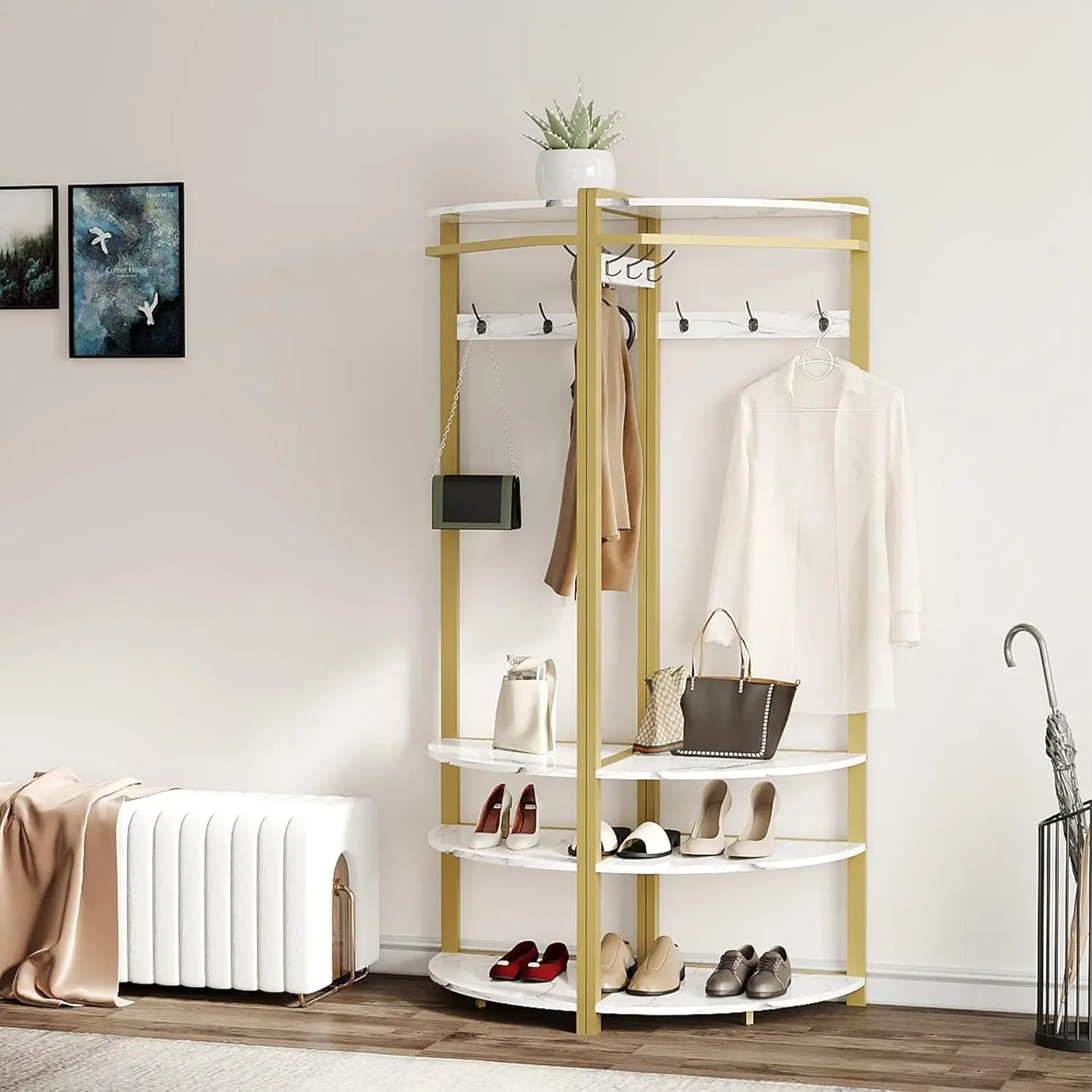 Hoekkapstok met Schoenenbank en 6 Haken - Multifunctioneel Kledingrek - Stabiel en Ruimtebesparend - Opbergruimte met Plank - Industrieel Modern - 50 x 50 x 181 cm - Goud - QUORE