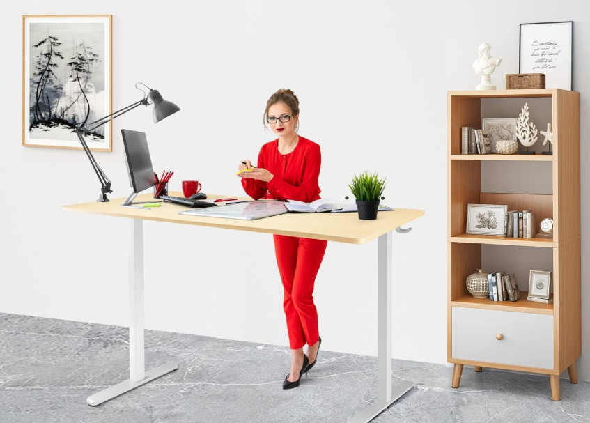 L-Vormig Zit-Sta Bureau – Elektrisch Bureau – Verstelbaar Bureau – Hoekbureau – Ergonomisch Bureau – Lichtbruin – Hoogte Verstelbaar 71-114 cm – Stil Motor met Geheugenfunctie