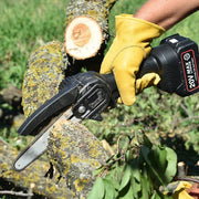 Borstelloze kettingzaag - Draadloze - 6 Inch Borstelloze kettingzaag - Tuin Houtbewerking - Snijgereedschap - inclusief 2 Batterijen - QUORE