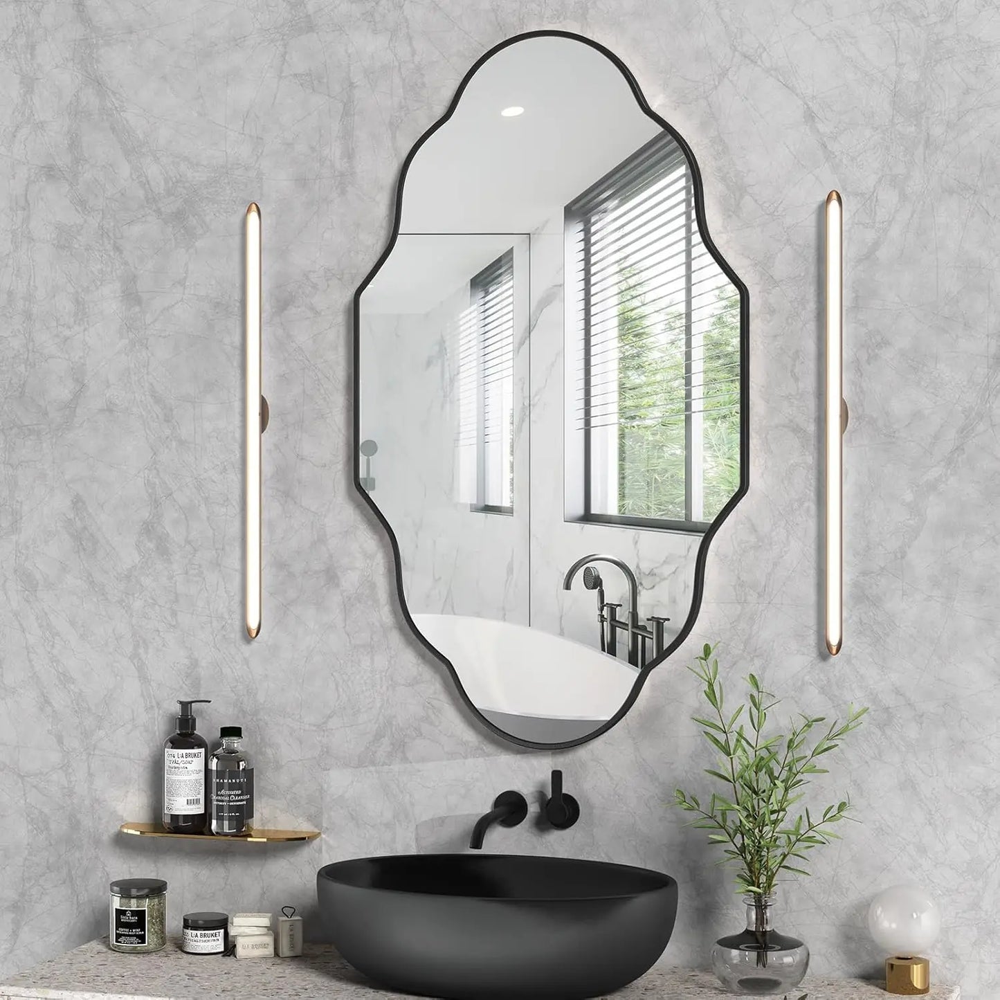Wandspiegel – Onregelmatige Spiegel – Asymmetrische Spiegel – Decoratieve Spiegel – Badkamerspiegel – Zwart Metalen Frame – 116 x 66 cm – Vervormingsvrije Reflectie