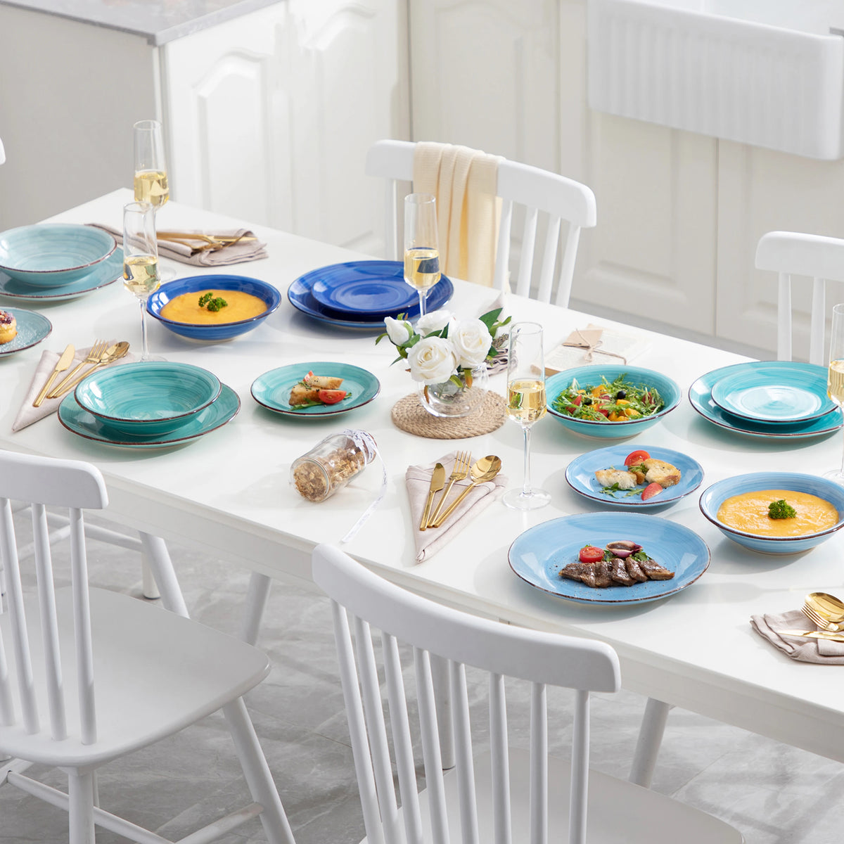 Servies - Servies set - 18 Stuk Van Borden - Soep Platen - Dessert Platen - Aardewerk Service voor 12 persoons - Bonita Blauw