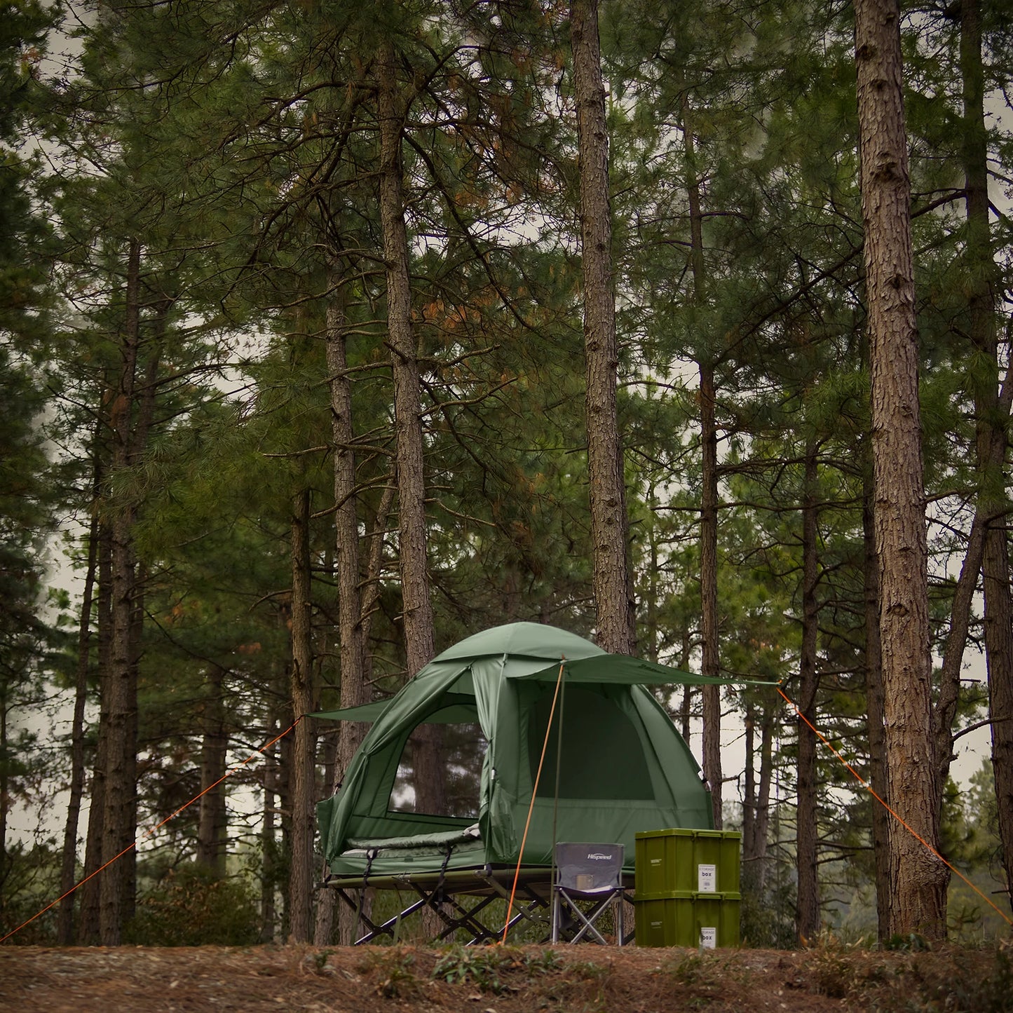Kampeerpakket 4-in-1 – Tent – Campingbed – Luchtmatras – Slaapzak – Voor 2 Personen – Waterdicht Polyester – Stevig Metalen Frame - QUORE