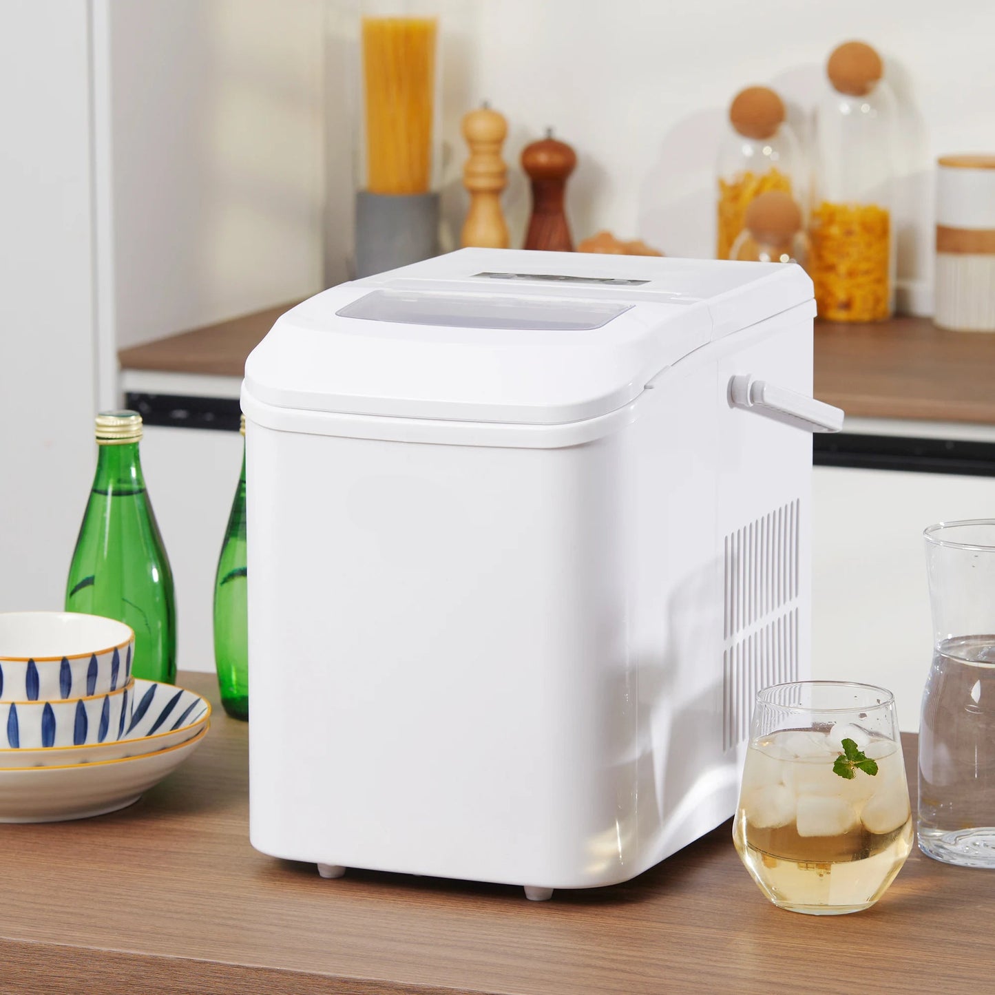 Ijsblokjesmachine - Elektrische Ijsblokjesmachine - Ijsmaker - Ijsmachine - 9 Kubussen elke 6-12min - Zelfreinigend - 1.2L - 220-240V/50Hz - 43Db - R600a - 22.5 x 32 x 29.5 cm - Wit