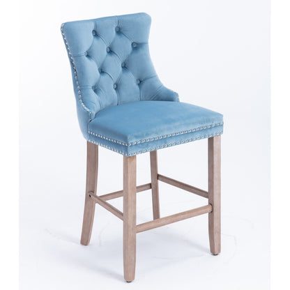 Barstoel – Barkruk – Barstoel Kruk – Barkrukken – Barstoel Stoel – Set van 2 – Lichtblauw Velvet Bekleed – Rubberen Houten Poten – Button-Tufted Rugleuning – 113 kg Draagvermogen – Retro Modern