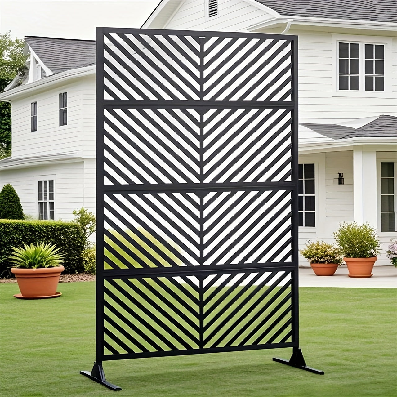 A Sturdy, Rust-Resistant Metal Privacy Screen Designed for Outdoor Patios, Featuring a Decorative Fence Panel That Withstands Weather Conditions, Measuring 182.88 cm in Height And 101.6 cm in Width, Perfect for Backyard Separ