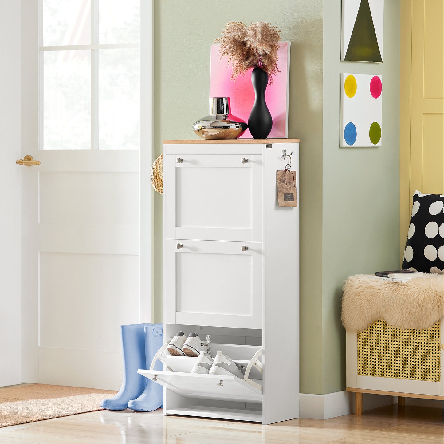 Schoenenrek – Schoenenkast – Schoenenopberger – Halmeubel – Schoenenbank – 3 Klapdeuren – Verstelbare Planken – Anti-Kantelbeveiliging – Wit Hout – 59x26x116 cm
