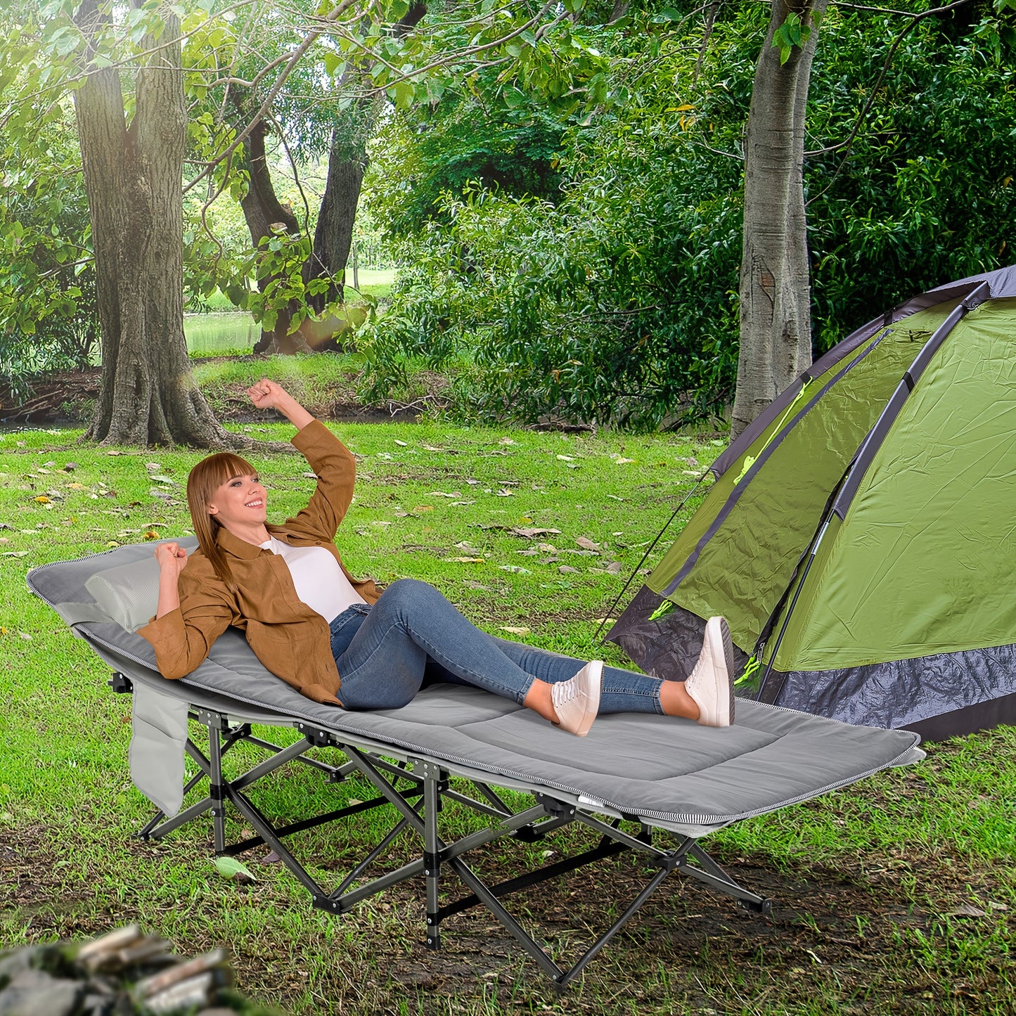 Campingbed – Reisbed – Campingbedje – Inklapbaar Bed – Ligbed – Lichtgrijs – Met Kussen en Zijzakken – Draagkracht 150 kg