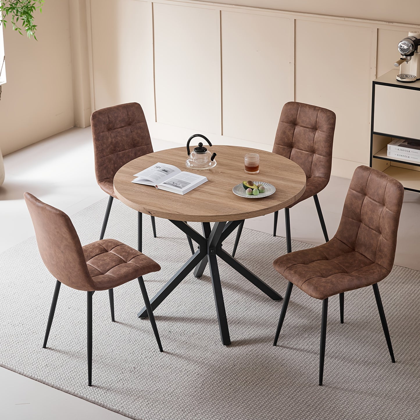 Eetkamerstoel – Stoel – Kuipstoel – Draaistoel – Eettafelstoel – Ergonomisch Comfort – Kunstleren Bekleding – Zwarte Metalen Poten – Verstelbare Voetdoppen – Set Van 4 – Donkerbruin