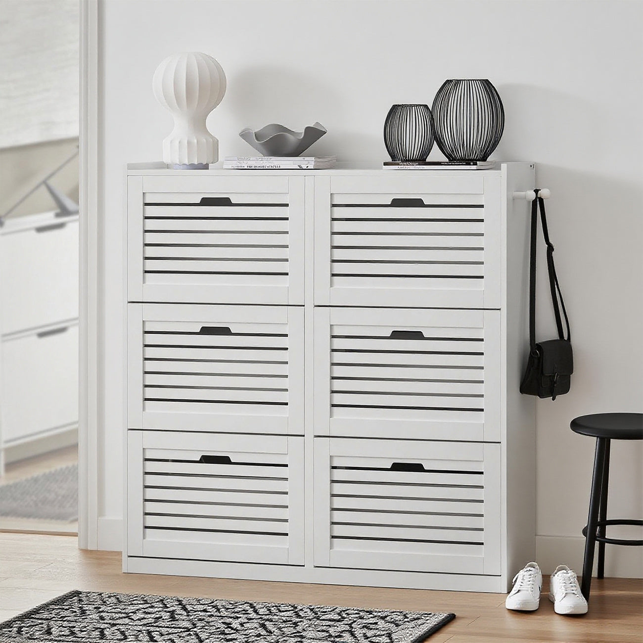 Keukenkast – Keukenbuffet – Dressoir – Opbergkast – Vitrinekast – MDF Beige – 4 Deuren Met 2 Glazen Deuren – Inclusief Lade 182,5 cm Hoog