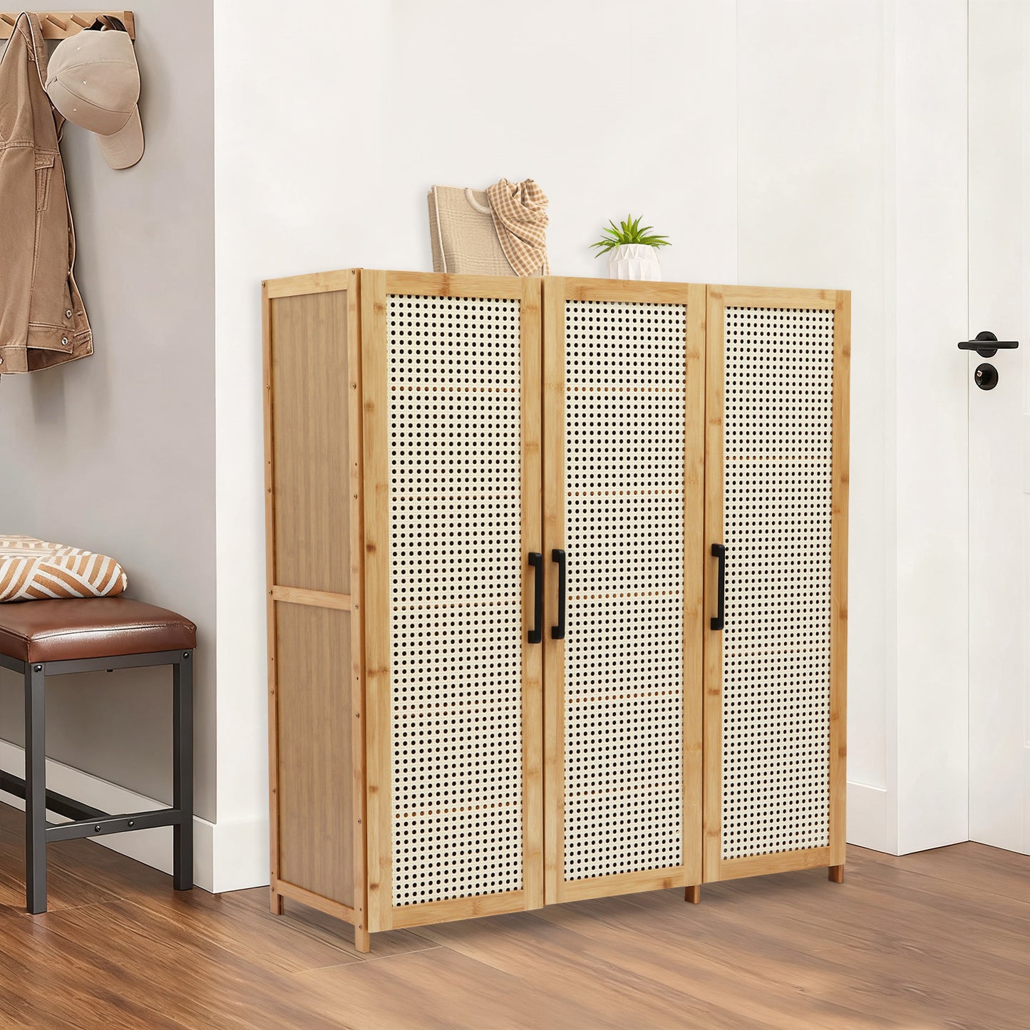 Schoenenkast – Schoenopberger – Schoenrek – Schoenkast – Schoenmeubel – Bamboe En MDF – Geventileerde Deuren – Ruim 89x33x100cm – Vrijstaand Design – Houtkleur