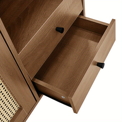 Dressoir – Sideboard – Opbergkast – Kast – Buffetkast – Landelijke Stijl – Rieten Deuren – Magnetische Sluiting – Verstelbare Legplanken – 130 x 75,5 x 40 cm – Stevige Constructie