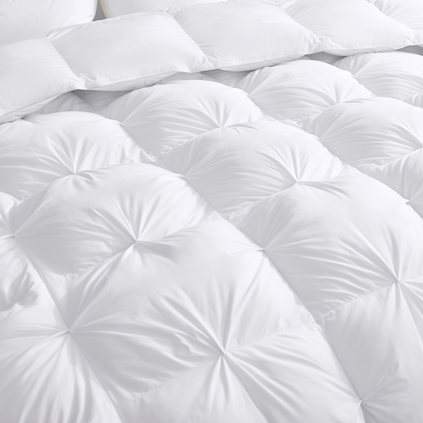 Premium Winter White Goose Down Duvet With 3D Baffle Box & Gusseted Design - 800FP White Goose Down & Feathers, Lightweight And Fluffy Bed Cover For Cold Nights, Elegant Bedding For All Seasons, Goose Down Comforter (220×240