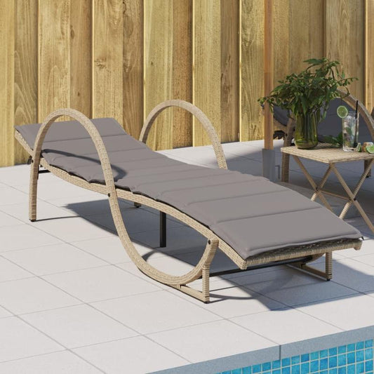 Lounger – Ligstoel – Tuinbank – Relaxstoel – Beige Kussen – Verstelbare Rugleuning – Wicker Resin Frame