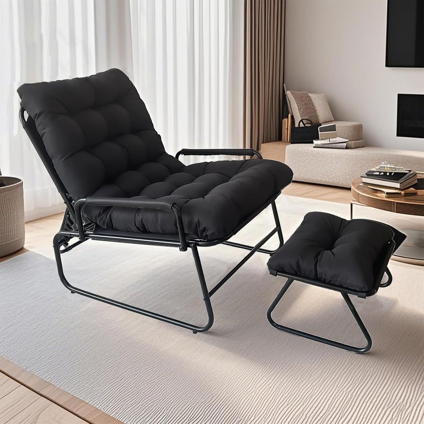 Relaxstoel – Relaxfauteuil – Lounge Stoel – Verstelbare Fauteuil – Schommelstoel – Ergonomische Armleuningen – Stevig Metalen Frame – Zacht Gevoerd Zitkussen – Draagbaar Binnen Buiten – Grijs/Zwart