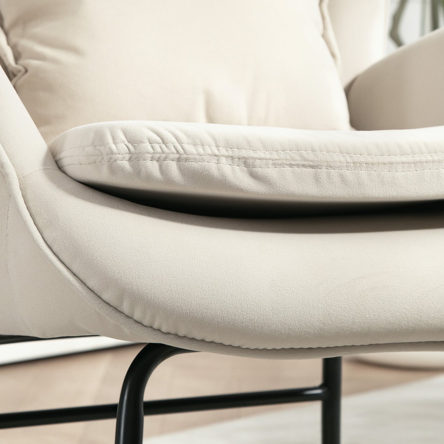 Schommelstoel – Relaxstoel – Schommelzetel – Lounge Chair – Stiltestoel – Crèmewit – Stabiele Houten Poten – Ergonomisch Met Lendenkussen