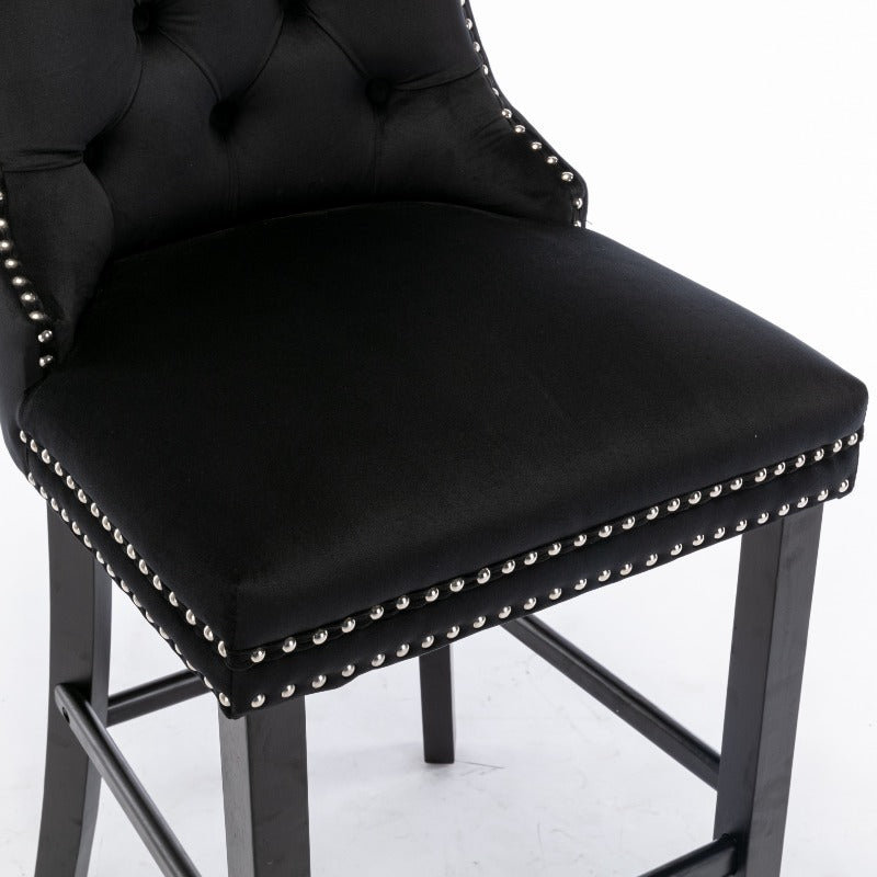 Barstoel – Barkruk – Zitkruk – Keukenstoel – Counterstoel – Zwarte Fluwelen Bekleding – Met Knopen en Chroom Nagelrand – Metaalvrij Houten Poten – Moderne Retro Stijl
