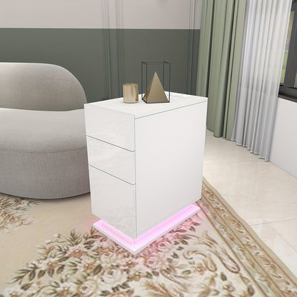Nachtkastje – Bedside Table – Nachtkast – Opbergkastje – Slaapkamerkastje – Wit – 3 Lades – Compact Ontwerp Onder 68,5 cm – Duurzaam Hardhout