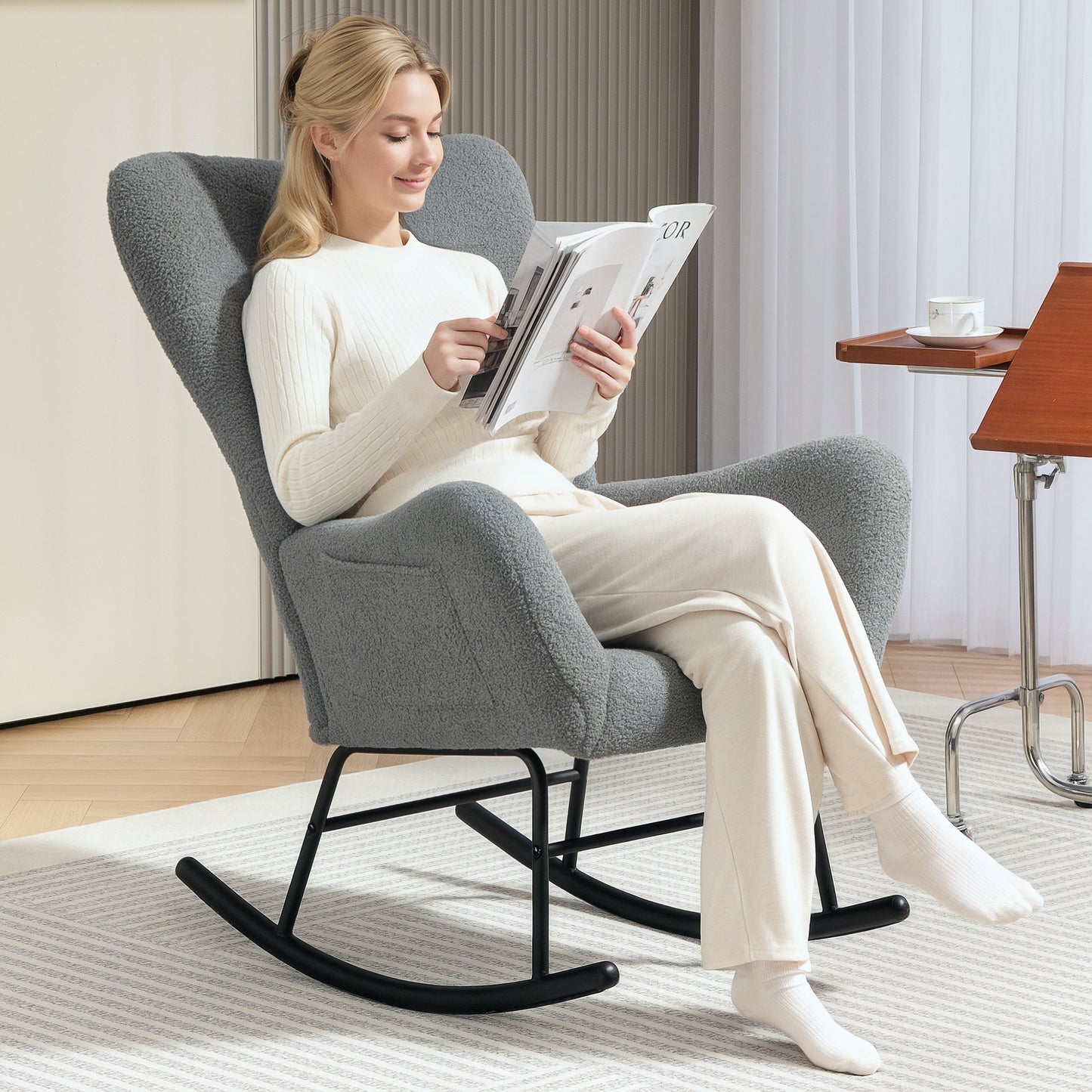 Schommelstoel – Schommelstoel Met Kussen – Relaxstoel – Loungestoel – Bureaustoel – Grijs – Pluche Bekleding – Ergonomisch Rugkussen