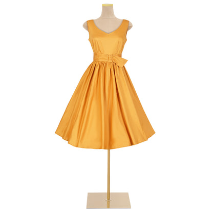 Female Mannequin Model with Stand - Height Half-Length Dress Form Suitable for Sewing,, Tailoring, Dressmaking & Retail Display - Sturdy PU/Suede/Metal/PE, Garment Display Mannequin