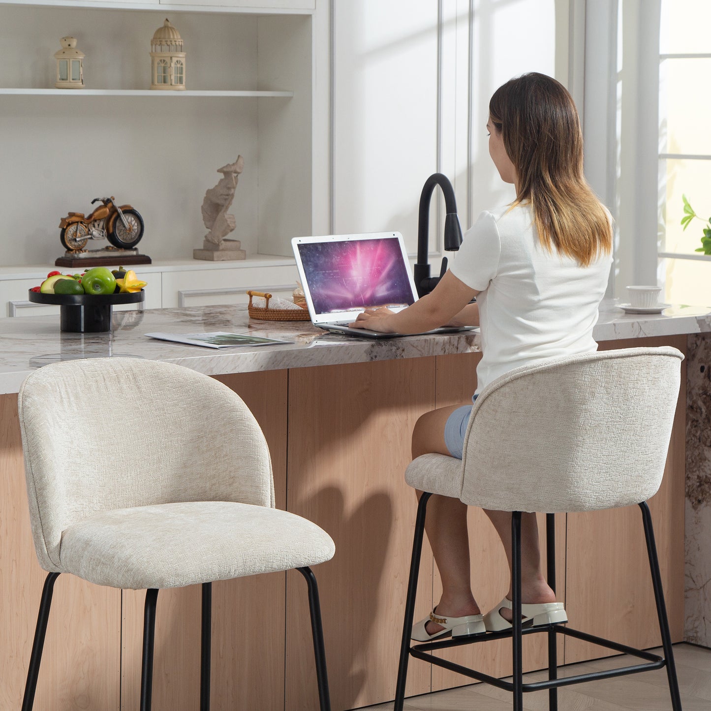 2-Piece Set of Bar Stools with Backrest and Footrest, Upholstered Chairs with Steel Legs for Kitchen Island, Dining Room, Beige