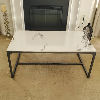 Salontafel – Koffietafel – Woonkamertafel – Bijzettafel – Tafeltje – Wit Sintersteen Blad – Kras- en Hittebestendig – Roestvrij Aluminium Frame