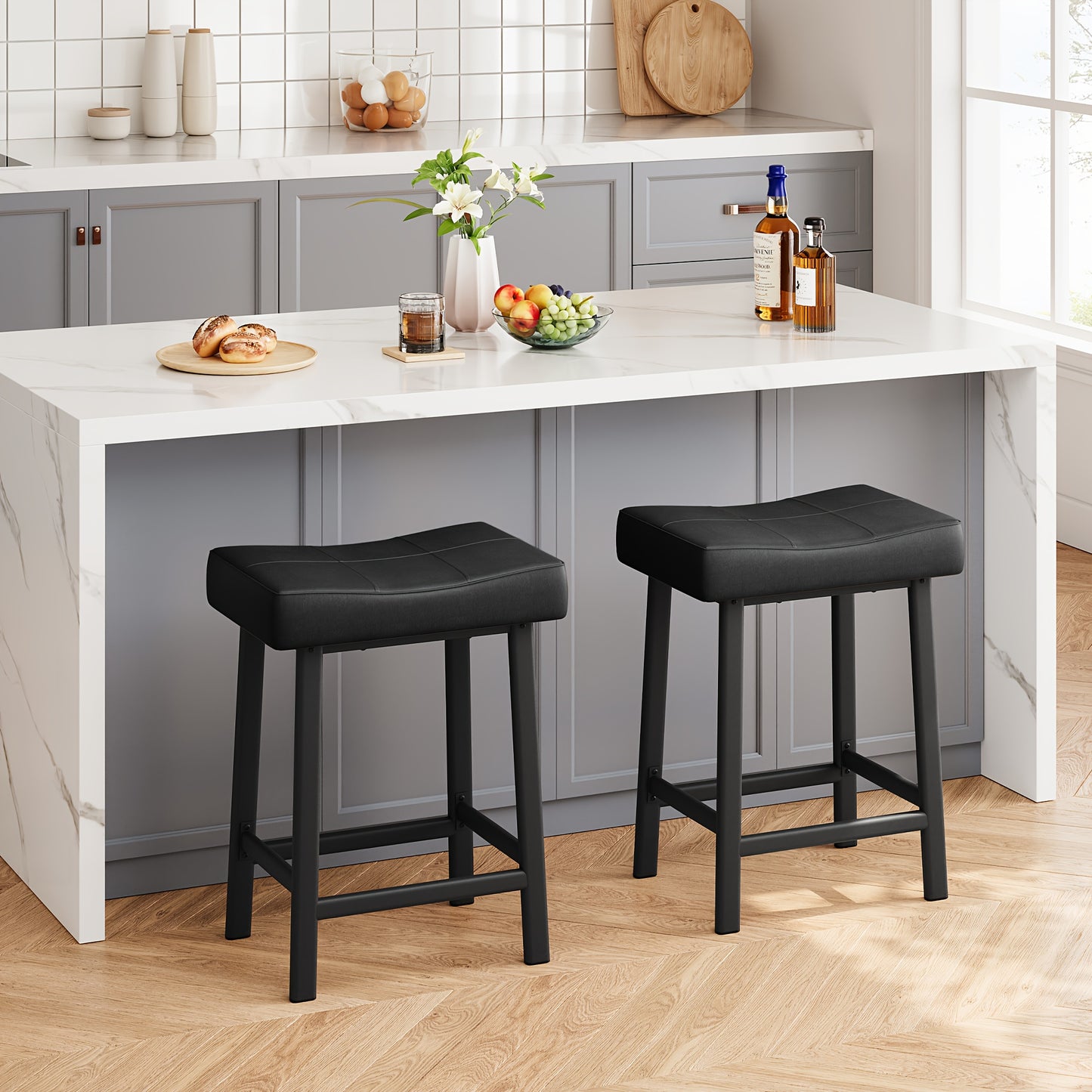 Set of 2 Modern 60.96cm Counter Height Bar Stools with Ergonomic Curved Back Support & Footrest - Heavy-Duty Metal Legs, Easy Assembly, Space-Saving Design for Kitchen Island, Home Bar, Cafe - White/Black Frame, Durable & Com