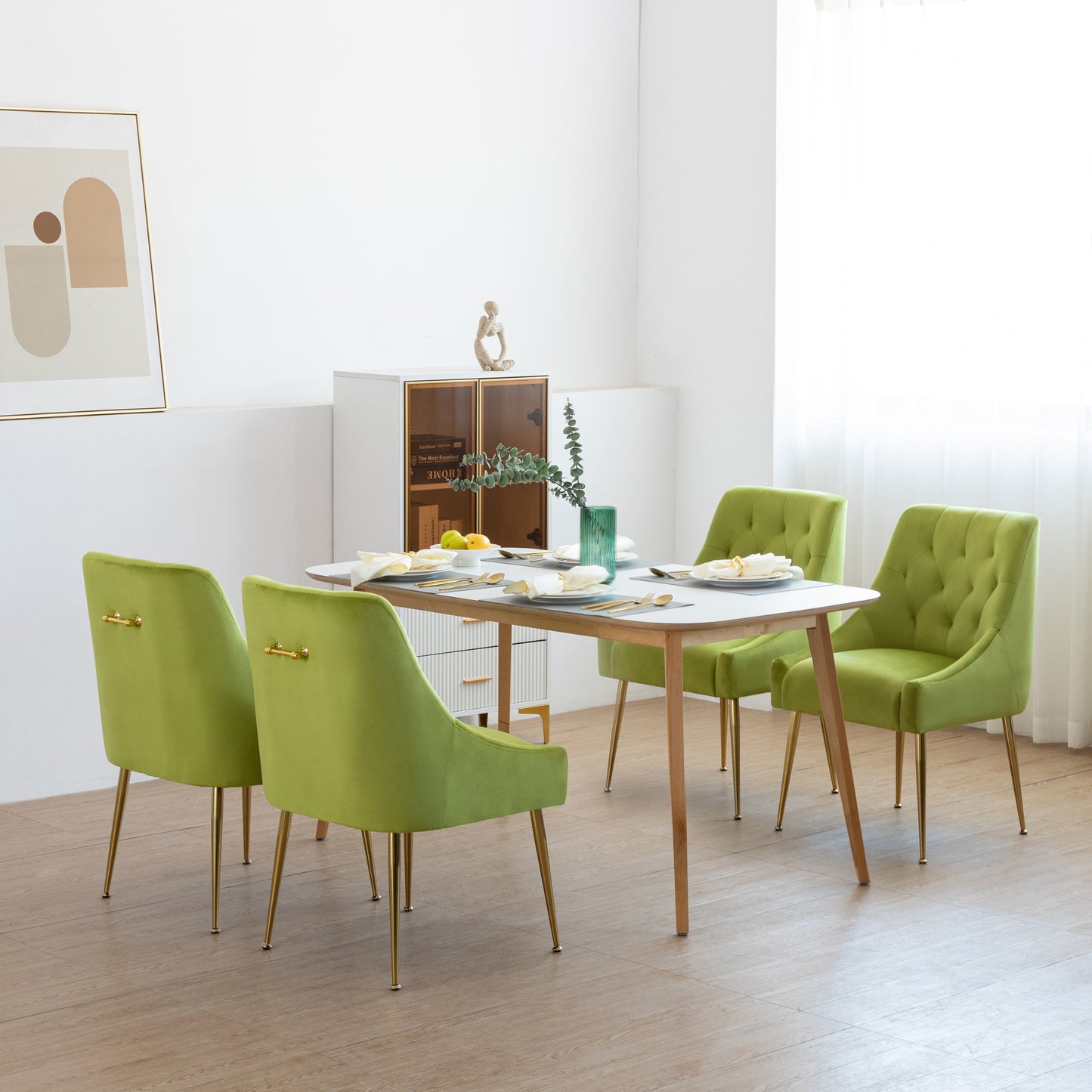 Eetkamerstoel Set – Design Stoel – Fluwelen Stoel – Dining Chair – Comfortabele Stoel – Grijs Fluweel – Gouden Metalen Poten – Zacht Gewatteerd Zitvlak – Stabiel Metalen Frame
