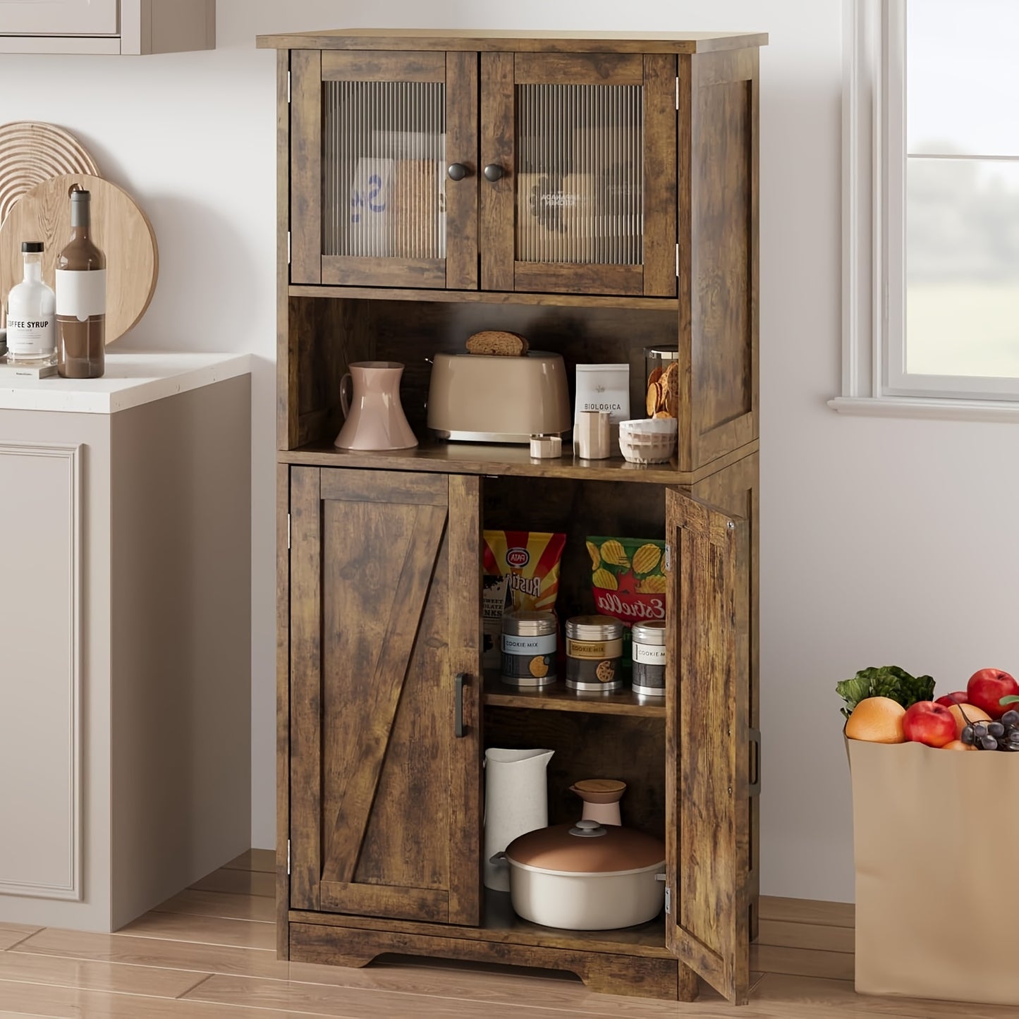 Kast – Opbergkast – Voorraadkast – Linnenkast – Vitrinekast – Vintage Stijl – Matglazen Deuren – 128x30x128 cm – MDF Bruin – Verstelbare Planken – Anti-Kantel Veiligheidsbeugel