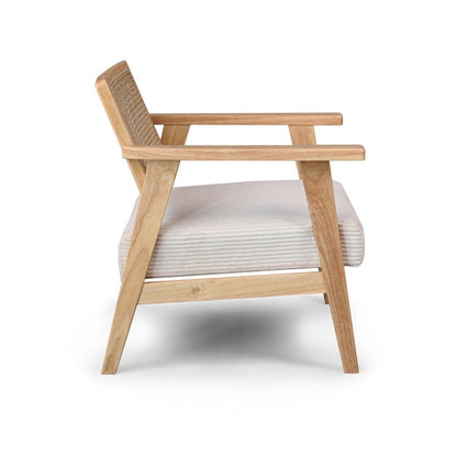 Fauteuil – Armstoel – Relaxstoel – Leunstoel – Clubstoel – Massief Parawood – Polyrattan Details – Beige Fluwelen Bekleding – Water- en Vlekbestendig