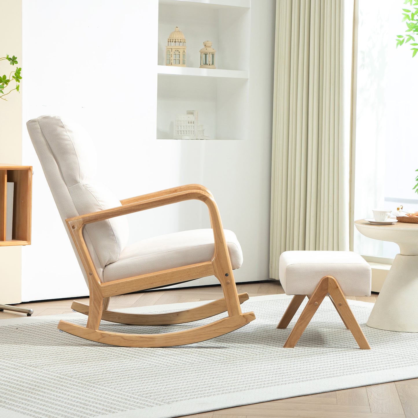 Schommelstoel – Schommelstoel Met Voetenbank – Relaxstoel – Loungestoel – Zitstoel – Crème – Stevig Houten Frame – Zachte Linnen Bekleding