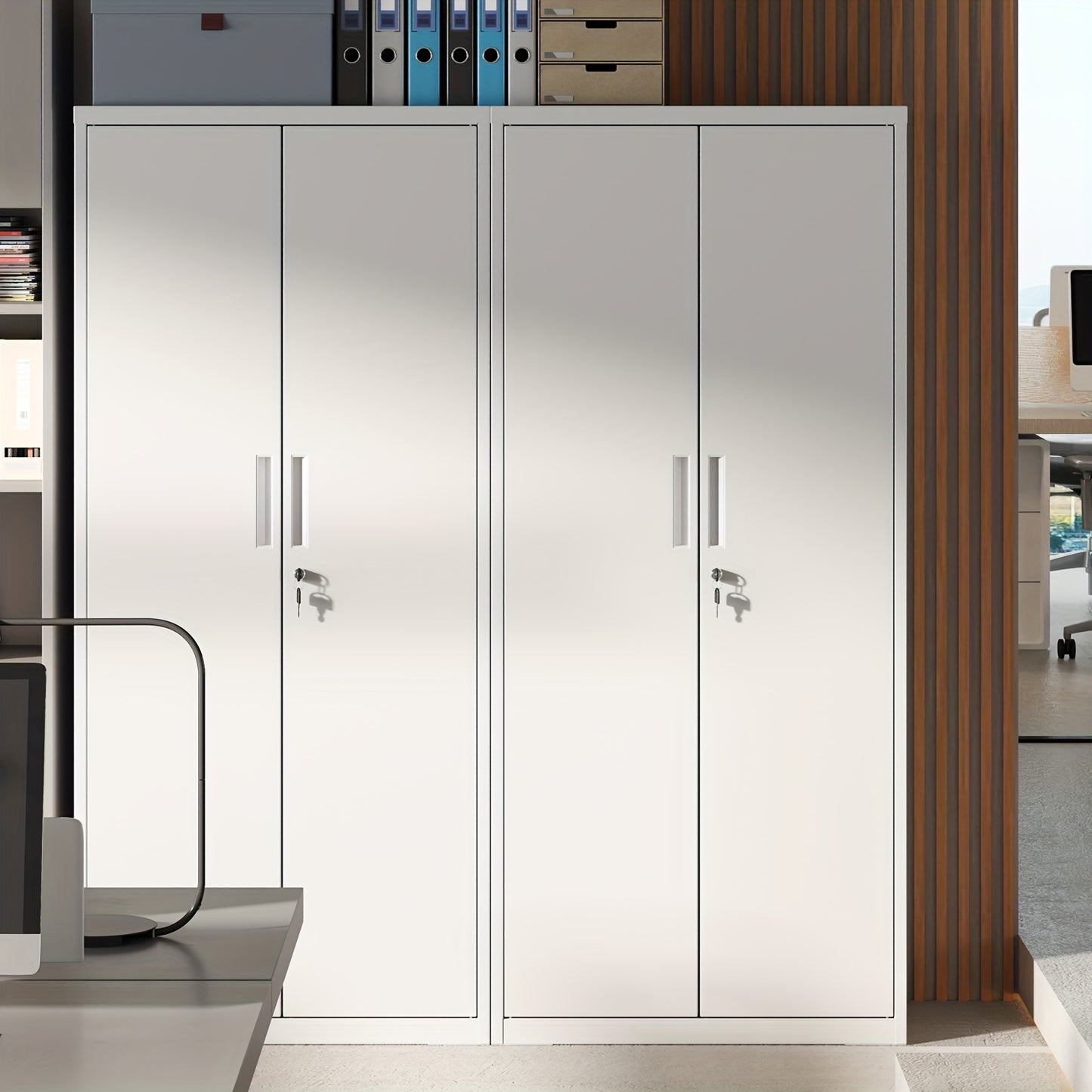 Stalen Kast – Opbergkast – Archiefkast – Kantoorkast – Werkplaatskast – Vergrendelbare Dubbele Deuren – Verstelbare Legplanken – Volledig Metalen Constructie – Modern Wit Design