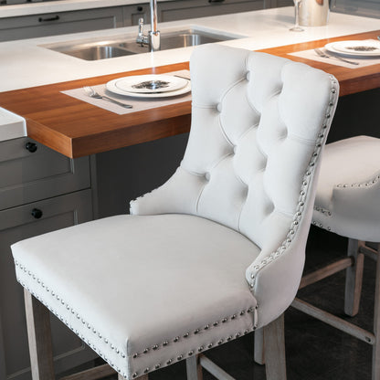 Barstoel – Barkruk – Barstoel Kussen – Barkrukken Set – Barstoel Counterhoogte – Velvet Bekleding – Foamgevulde Zitting – Wingback Design – Stevige Rubberhouten Poten – Franse Stijl – Set Van 2 – Beige
