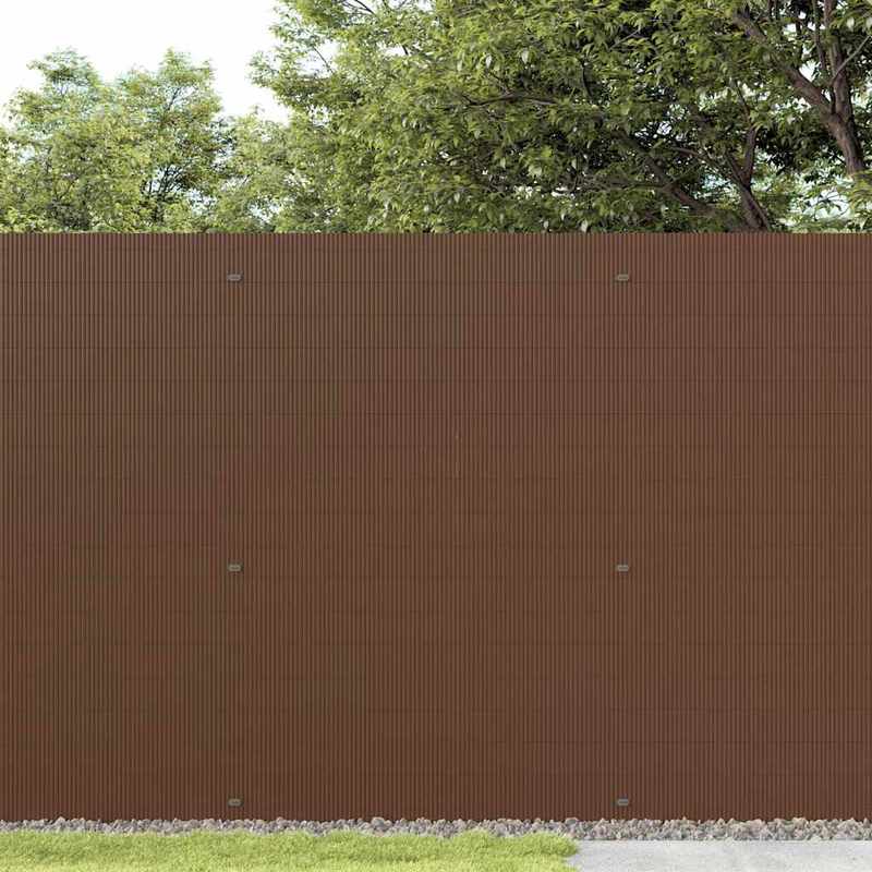 Strong and stable Tuinhek Dubbelzijdig Bruin 1.8x5m PVC, Outdoor Enclosure, Backyard Divider, Heavyduty Barrier, Doublesided Fencing, Pvc Fencing, Pet Owners, Diy Installers