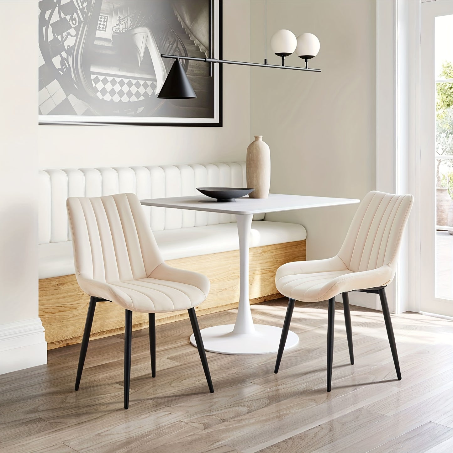 Eetkamerstoelen – Keukenstoelen – Stoelen Set – Zwarte Fluwelen Stoelen – Luxe Zachte Bekleding – Stevige Metalen Poten – Ergonomisch Design – Comfortabel Zitcomfort