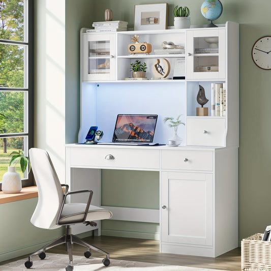 Wit Houten Bureau – Schrijftafel – Computertafel – Make-up Tafel – Werkplek Meubel – Met 3 Lades en 3 Deuren – Verstelbare Planken – Stevig en Ruim