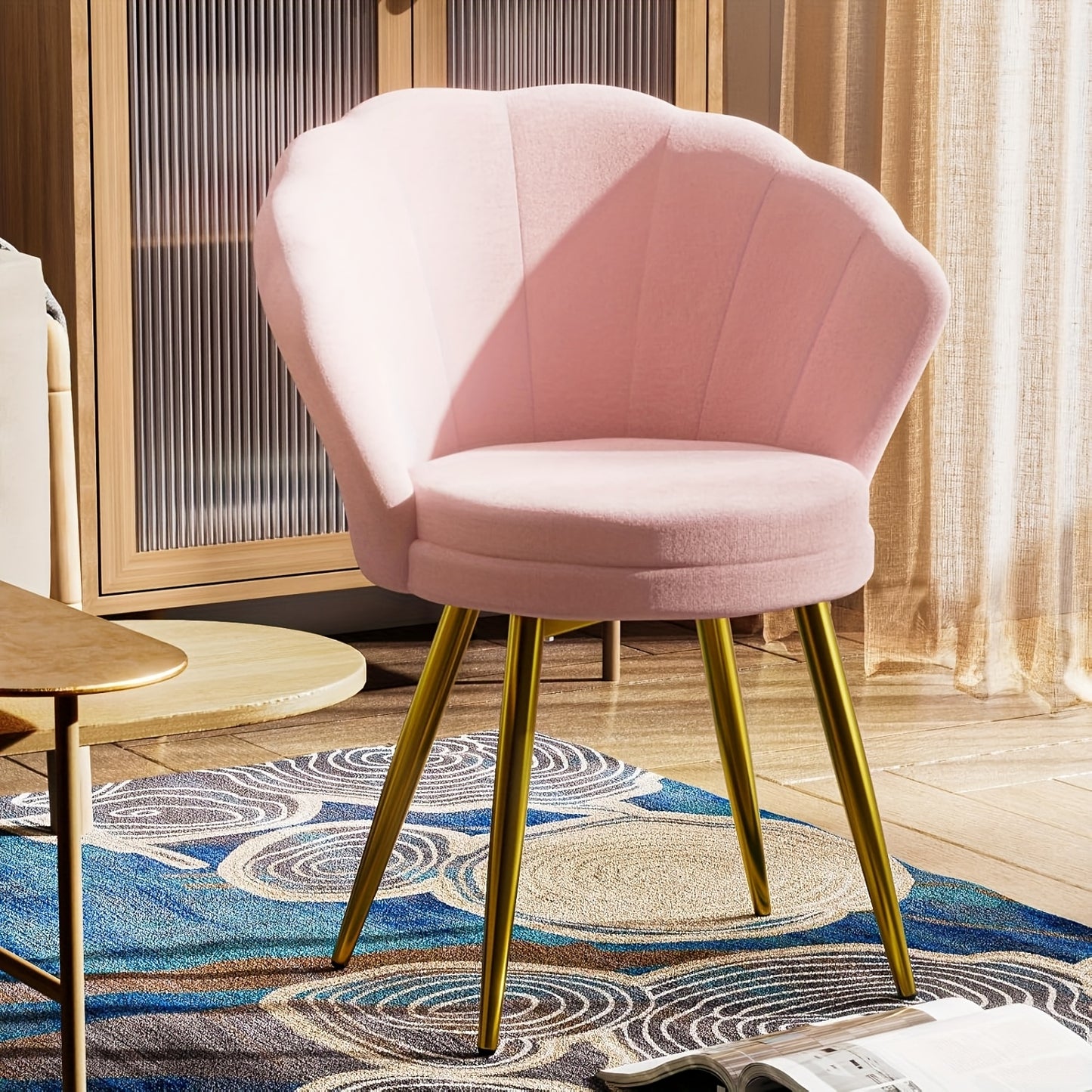 Eetkamerstoel – Keukenstoel – Loungestoel – Kuipstoel – Make-up Krukje – Roze Fluwelen Bekleding – Ergonomisch Design – Metalen Gouden Poten