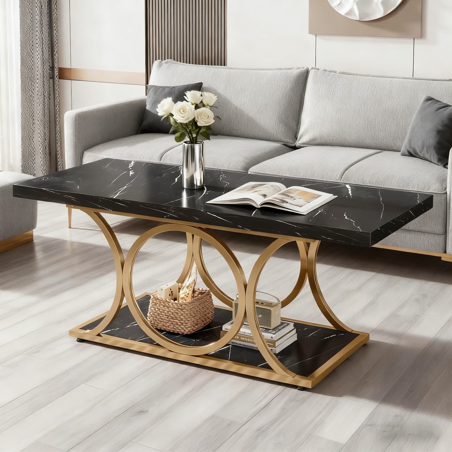 Salontafel – Koffietafel – Woonkamertafel – Bijzettafel – Tafel – Rechthoekig 120 cm – Zwart Faux Marmer Blad – Gouden Metalen Poten – 2 Niveaus Opbergruimte