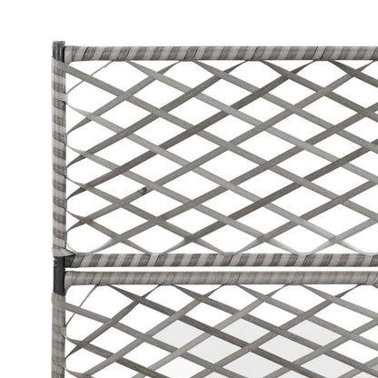 Plantenrek – Plantenstandaard – Bloemenrek – Bloempottenhouder – Pottenrek – Grigio – Polyrattan Materiaal – Verhoogde Trellis Structuur 3 Potten 83x30x130 cm